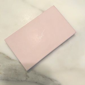 NEW Seint palette IIID 4 Slip